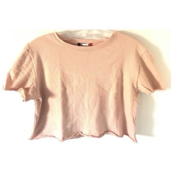 Pink Ribbed Crop Top - Picture 2 of 5